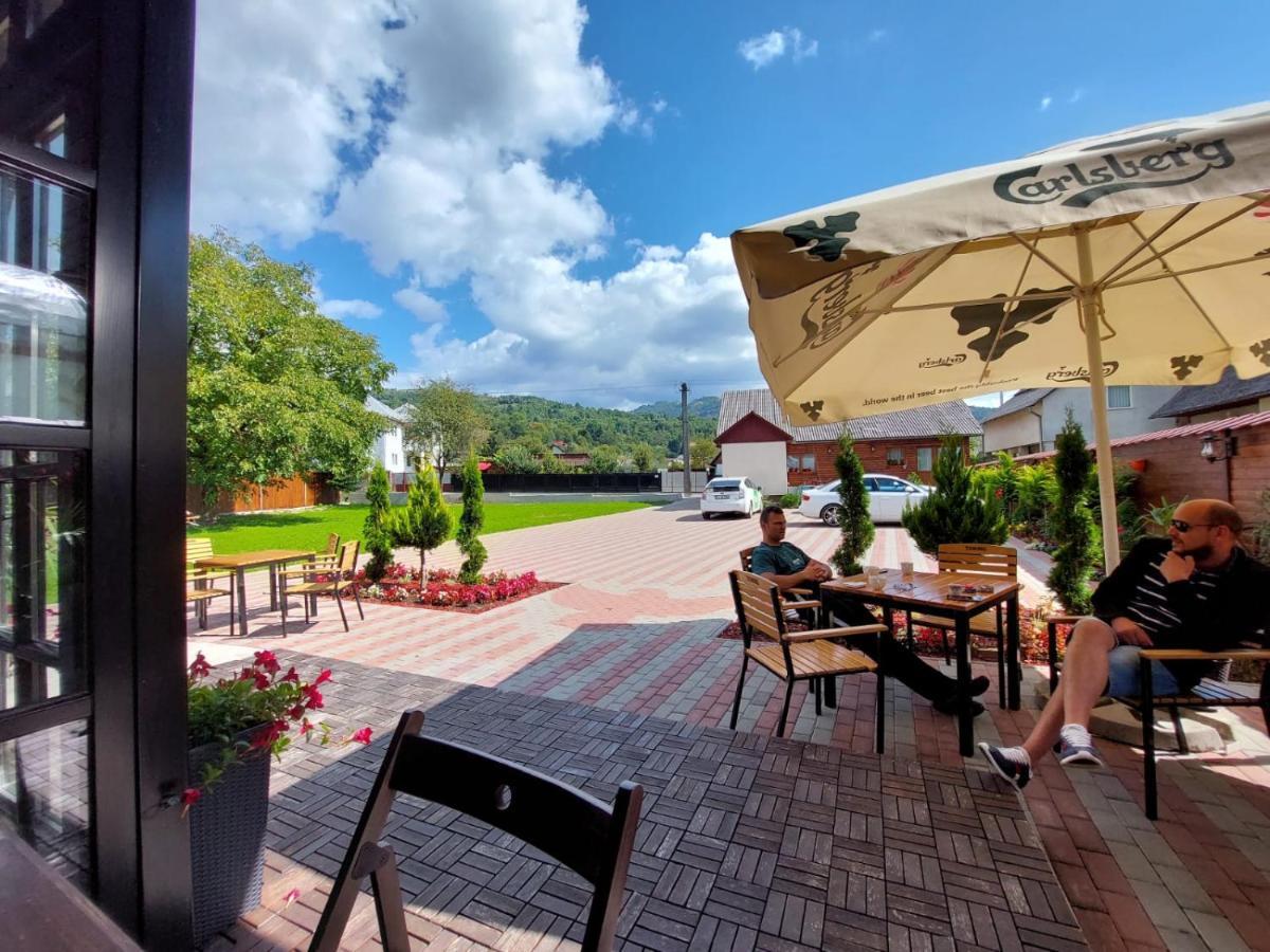 Hotel Piatra Soimului Vişeu de Sus Exterior foto